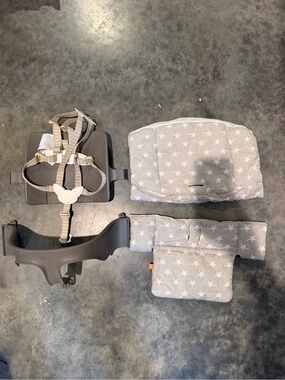 Stokke Tripp Trapp Baby Set + Harness & Cushion – Gray Stars